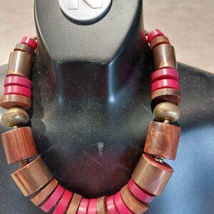 FASHION JEWELLERY Women's Mixed Buttons Balls Statement Necklace